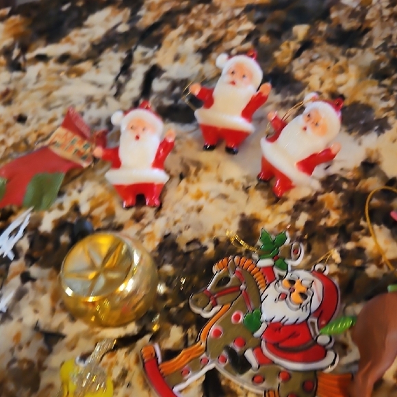 Set of over 45 Festive Christmas Ornaments Collection from the 1950's. - Picture 6 of 12